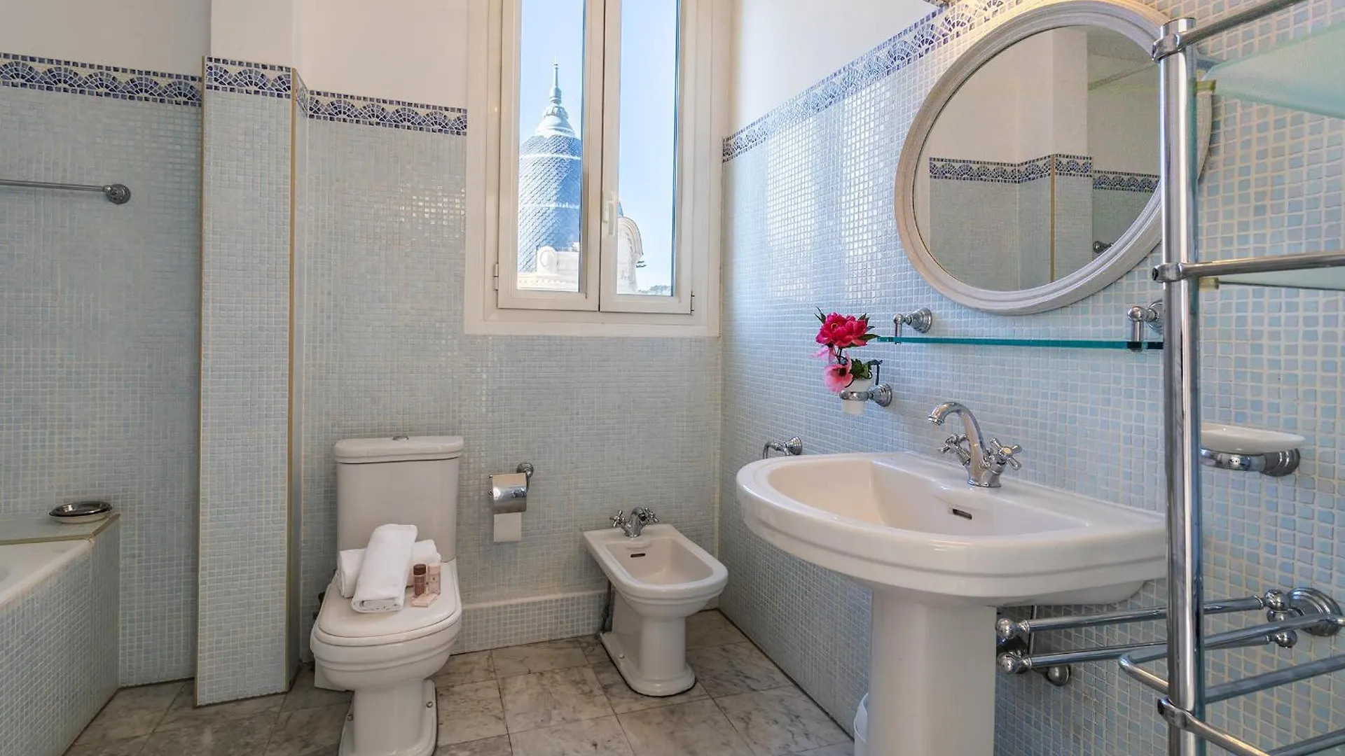 Apartment Ambassador Palace Ap2095 By Riviera Holiday Homes Nice France