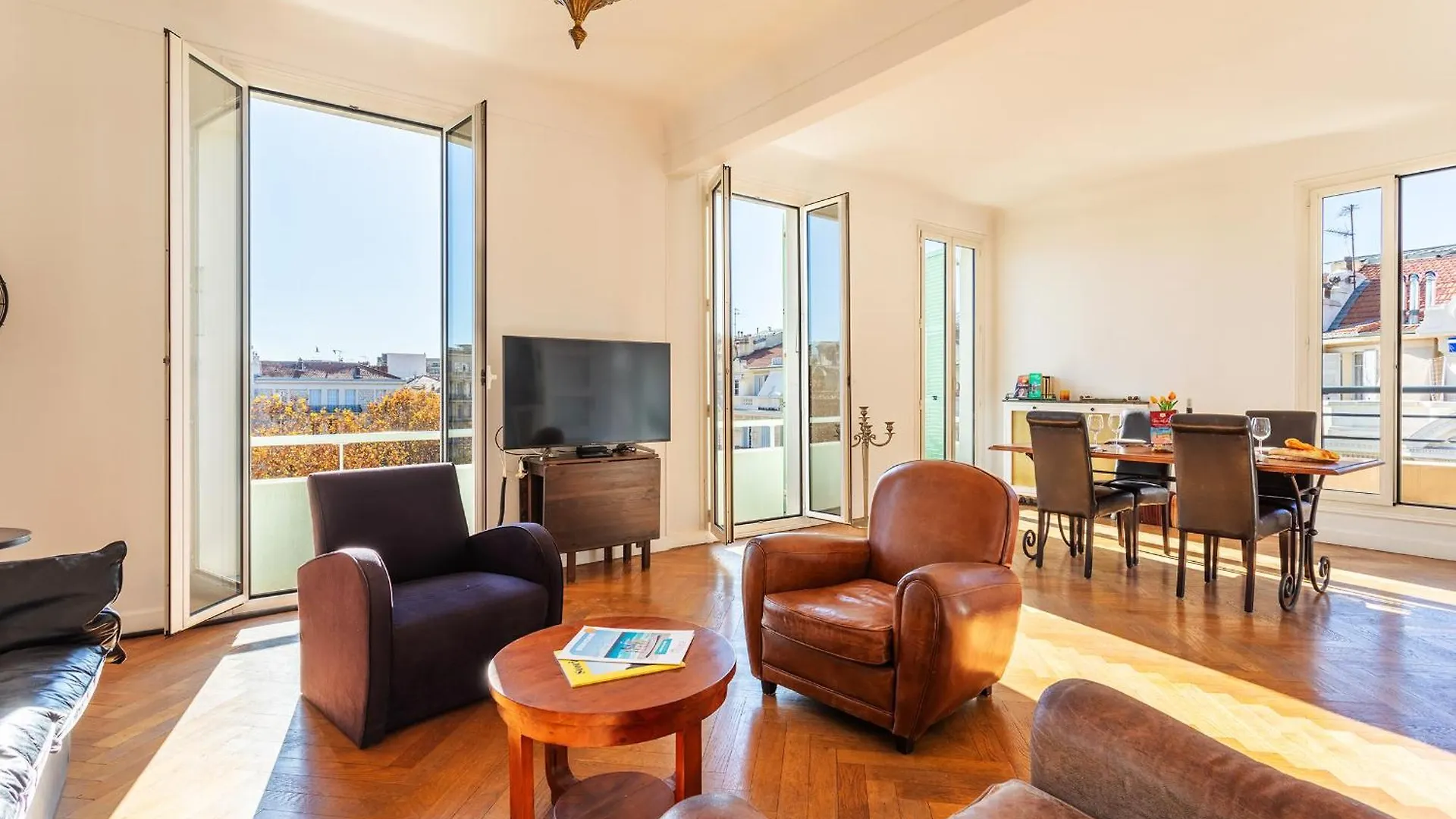 Ambassador Palace Ap2095 By Riviera Holiday Homes 니스